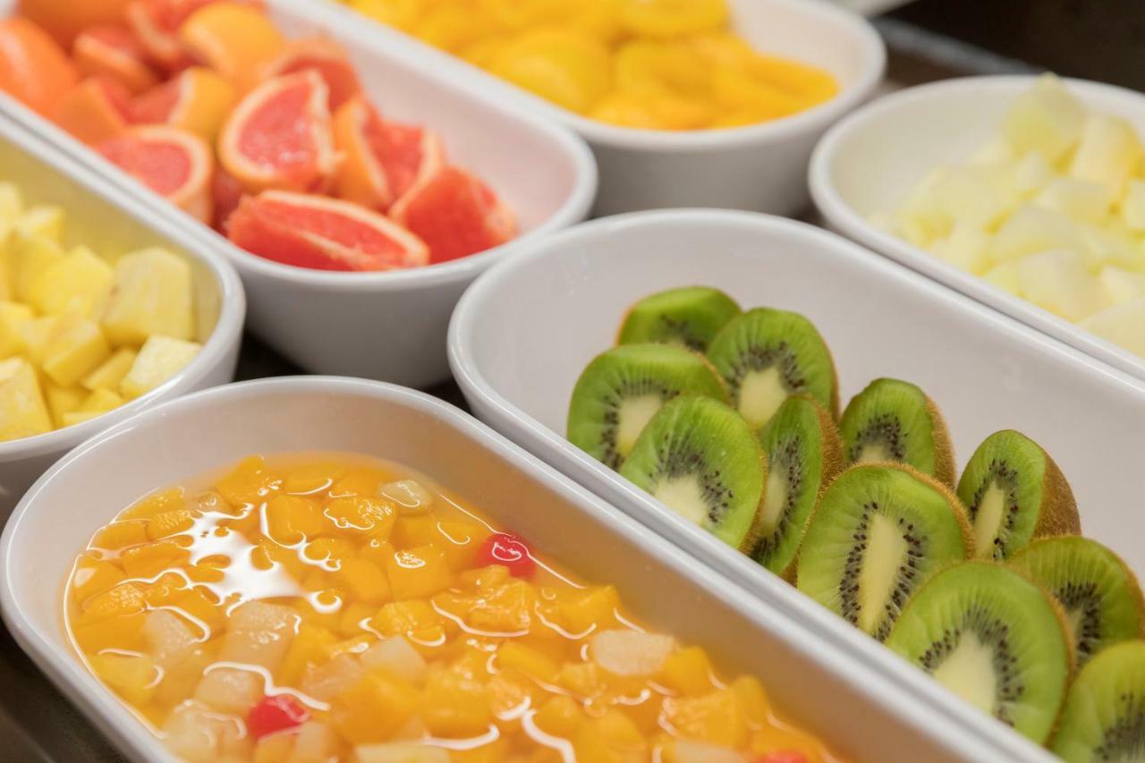 HM Ayron Park Otel Playa de Palma  Dış mekan fotoğraf Fruit salad